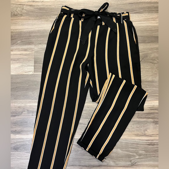 Striped pants - Picture 1 of 6